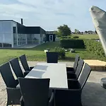 Amia - 20m From The Sea By Interhome *