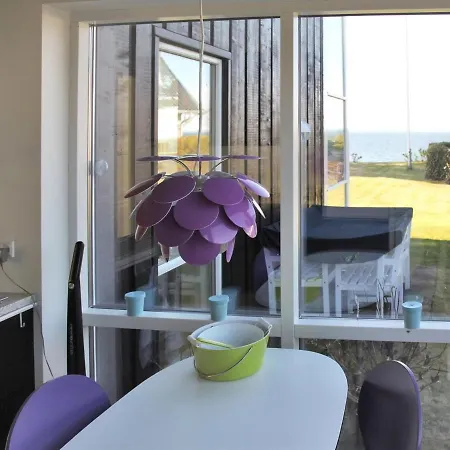 Holiday home Amia - 20m From The Sea In Funen By Interhome
