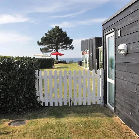 Ferienhaus Amia - 20m From The Sea By Interhome *