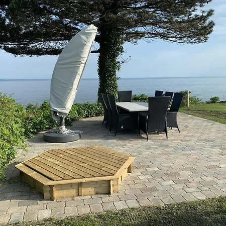 Amia - 20m From The Sea By Interhome Дом отдыха Bro (Funen)