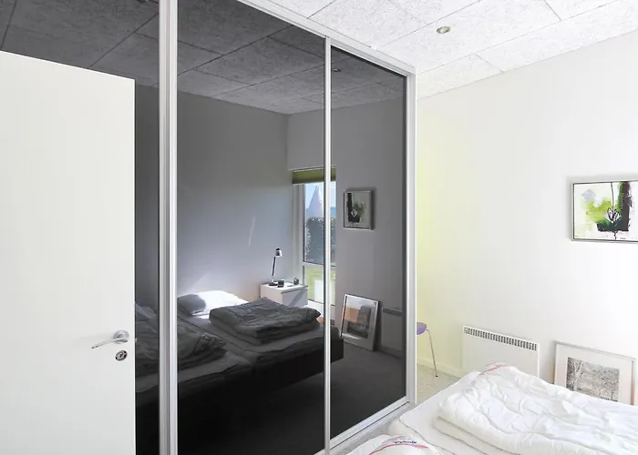 Amia - 20m From The Sea By Interhome