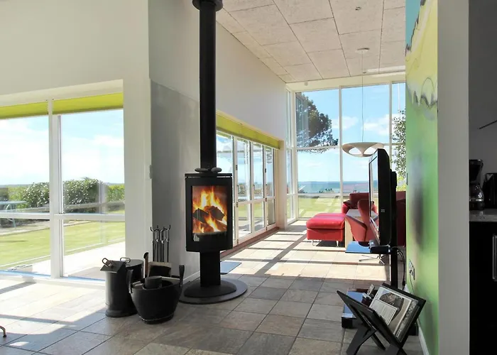 Amia - 20m From The Sea By Interhome Semesterbostad